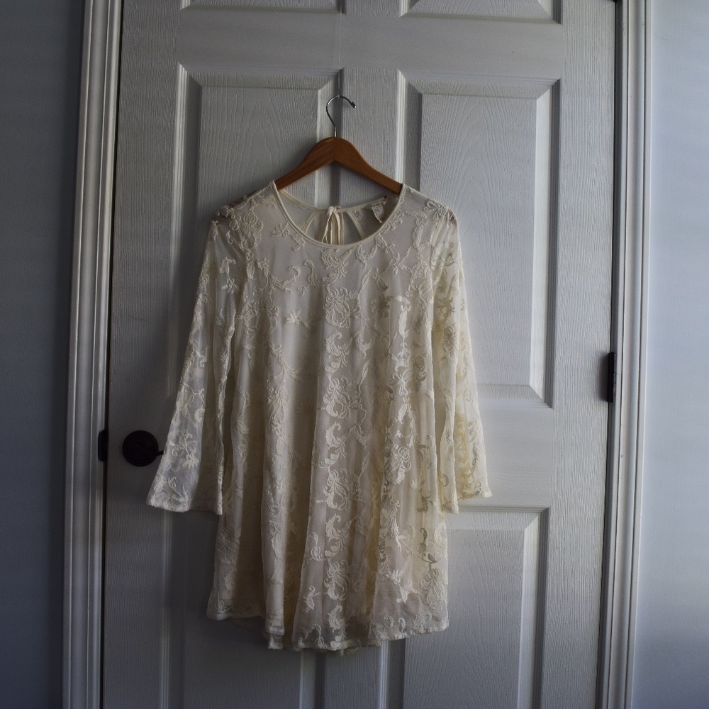 Lace mini dress